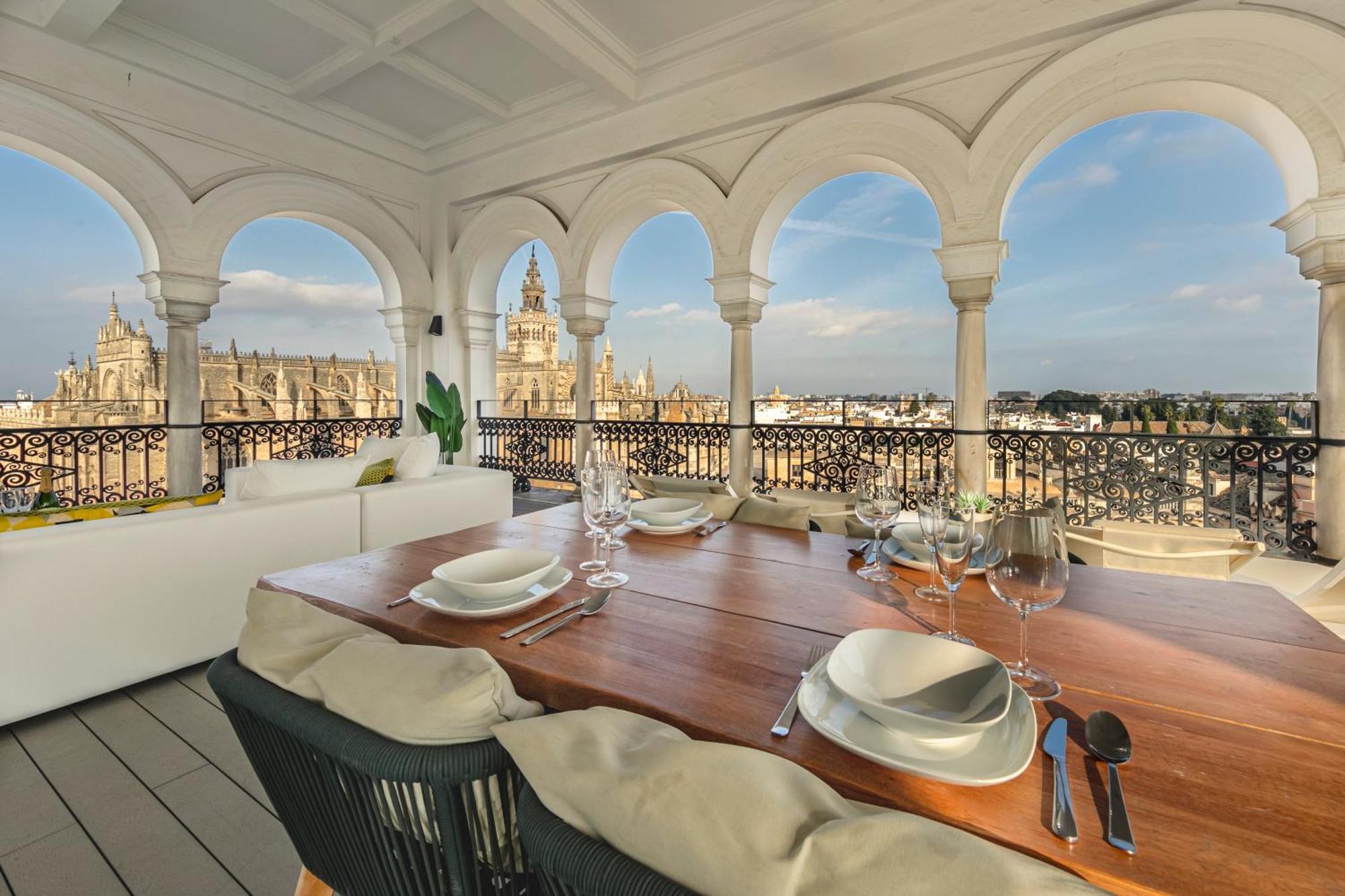 Isg Apartments The Most Exclusive Apartment In Sevillaparking Exterior foto